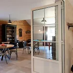 La Porte D'arcy - Grand Jardin Et Piscine Partagee *