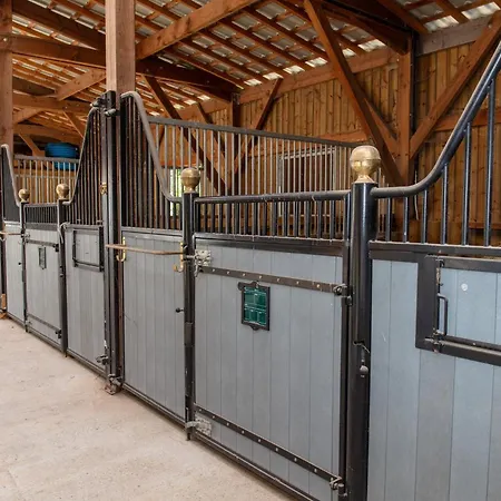 La Porte D'arcy - Grand Jardin Et Piscine Partagee Feriehus *